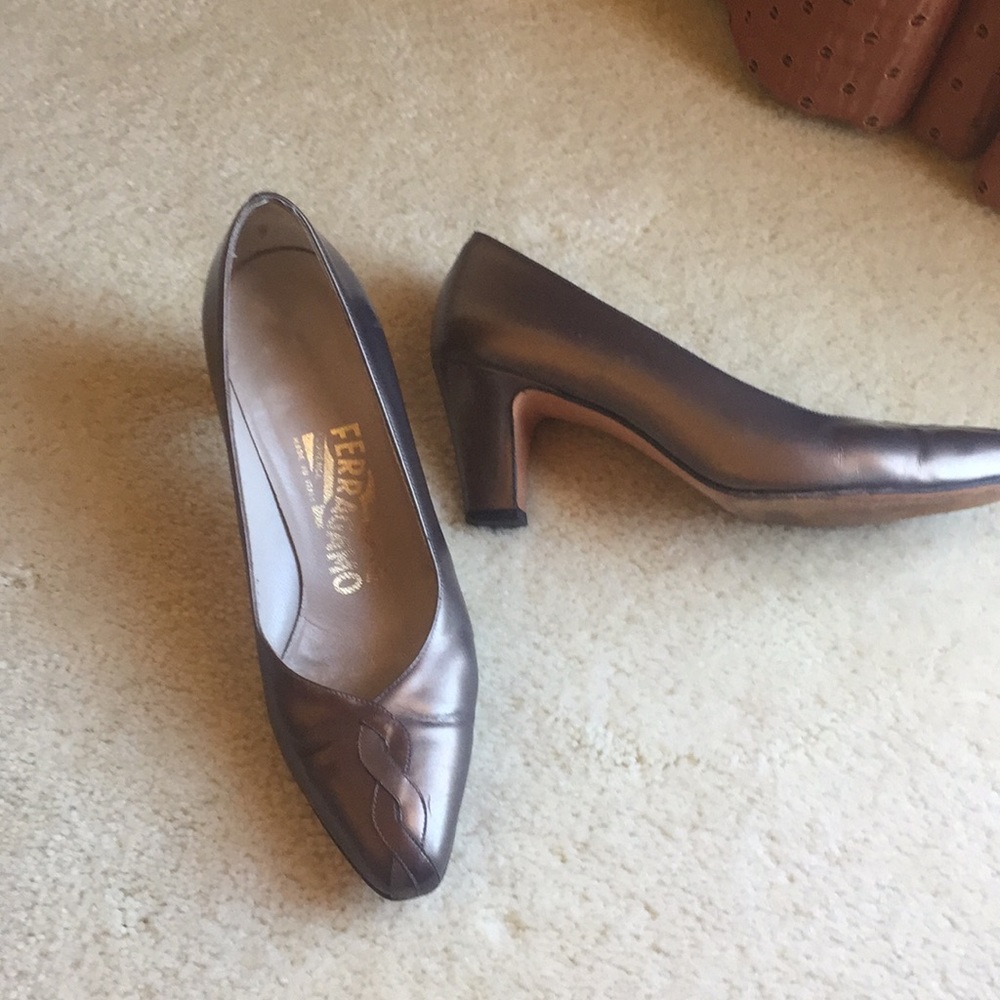 Salvador Ferragamo vintage heels